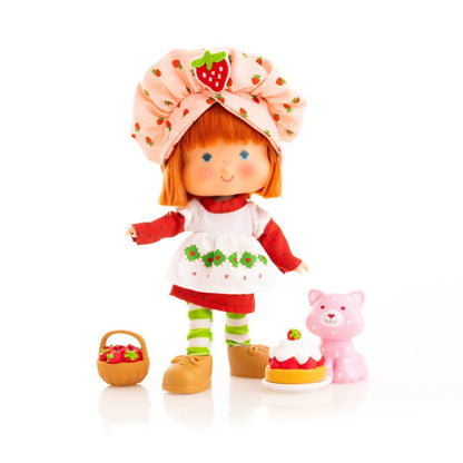 Strawberry Shortcake 5 1/2-Inch Retro Fashion Doll - SDCC 2024 Exclusive Strawberry